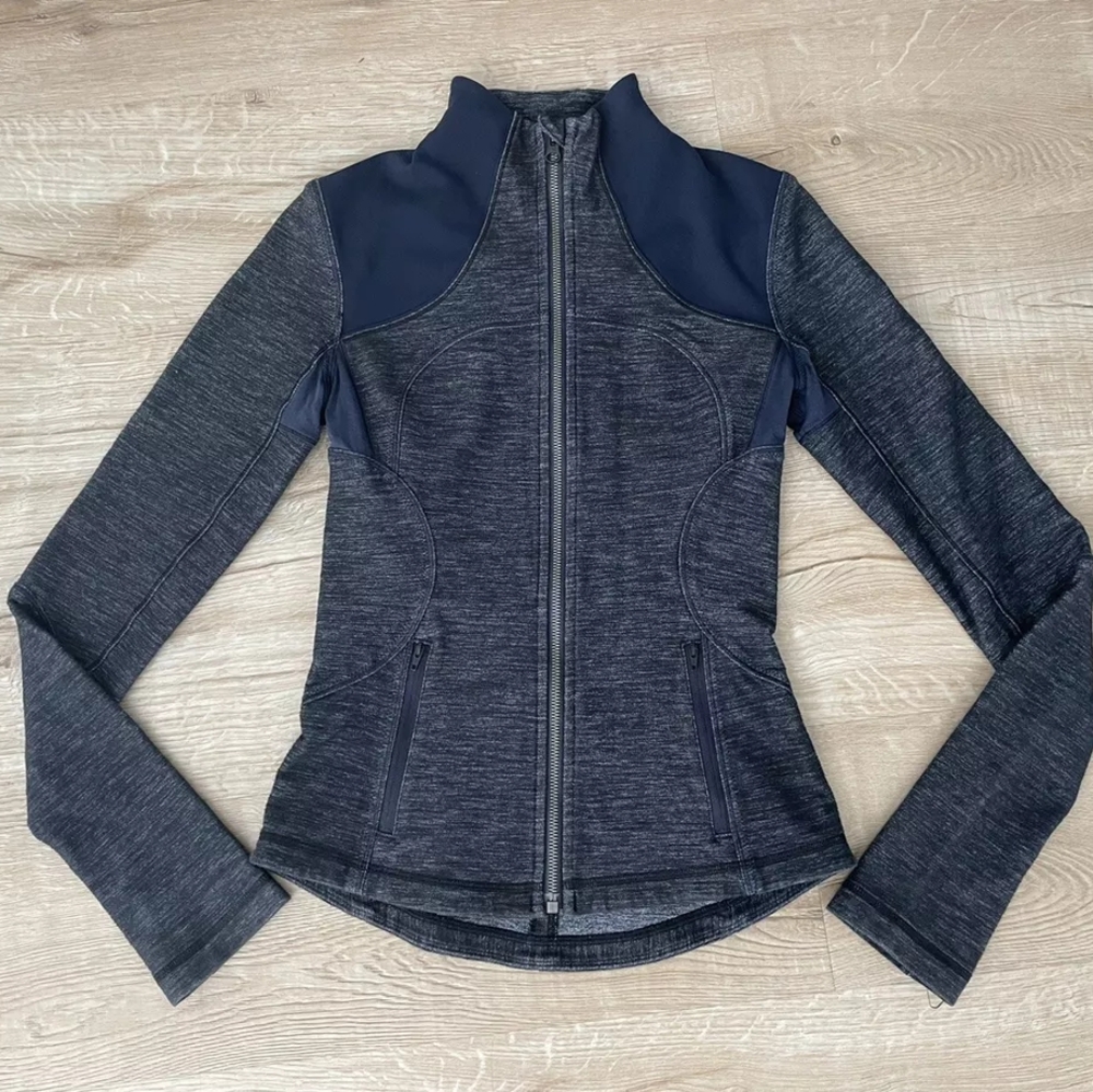 {RARE} Lululemon - Reversible Slub Denim Forme Jacket W4A47S | Inkwell | Size 4